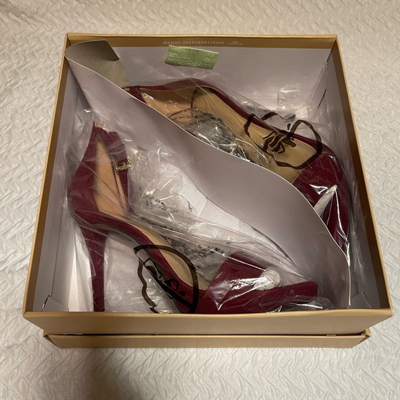 Michael Kors Women's Burgundy Heels - Picture 4 of 4